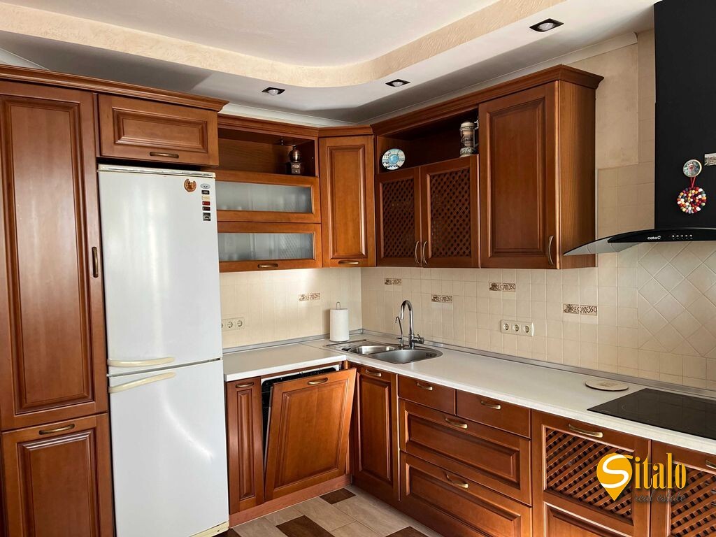 Продаж 4-кімнатної квартири 125 м², Миколи Бажана просп., 16