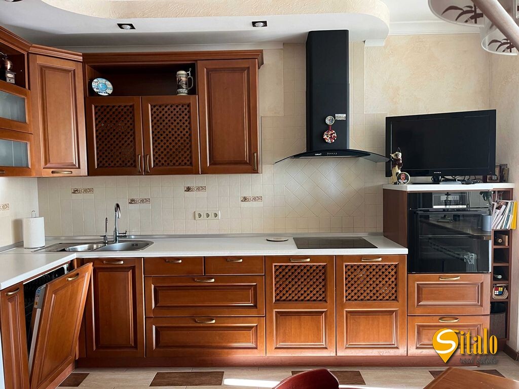 Продаж 4-кімнатної квартири 125 м², Миколи Бажана просп., 16