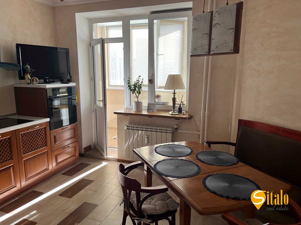Продаж 4-кімнатної квартири 125 м², Миколи Бажана просп., 16