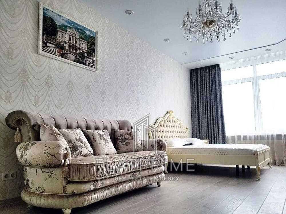 Аренда 1-комнатной квартиры 56 м², Евгения Коновальца ул., 34А