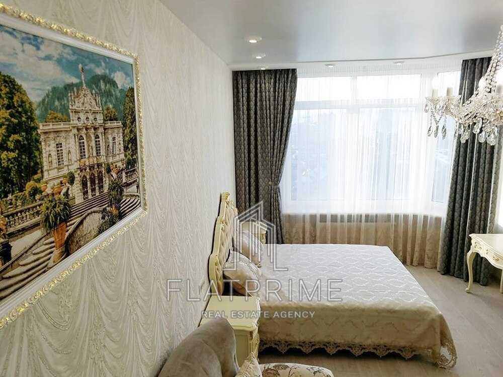 Аренда 1-комнатной квартиры 56 м², Евгения Коновальца ул., 34А