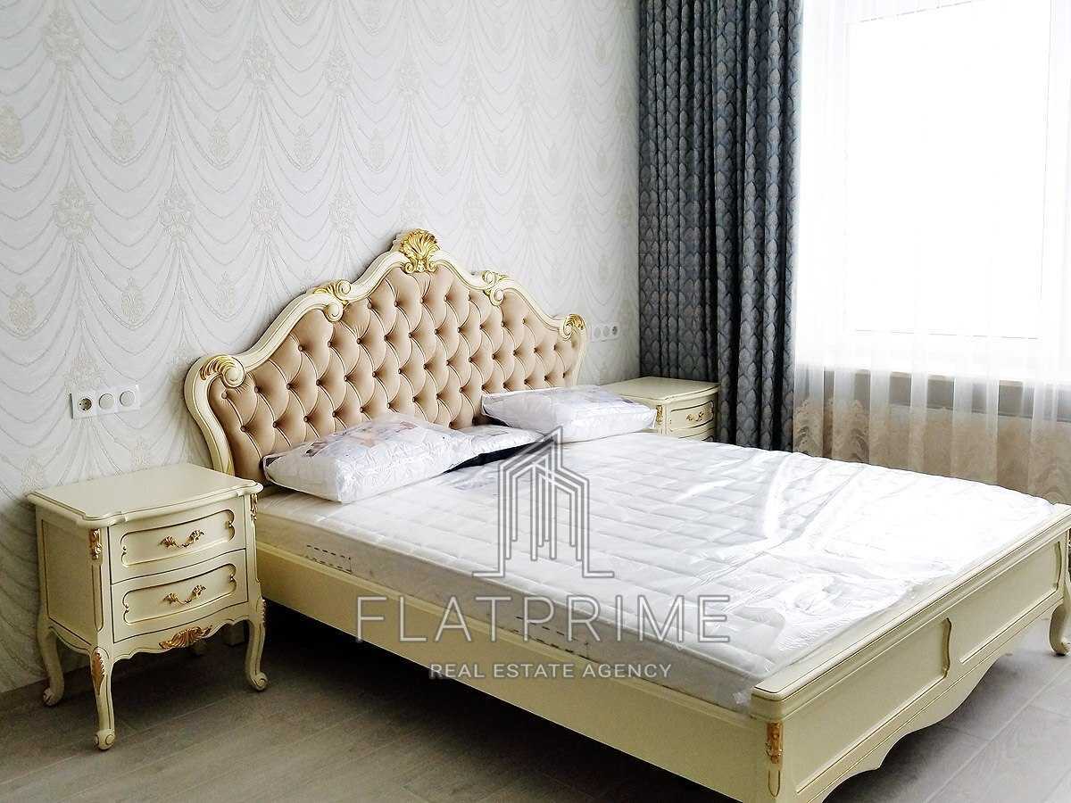 Аренда 1-комнатной квартиры 56 м², Евгения Коновальца ул., 34А