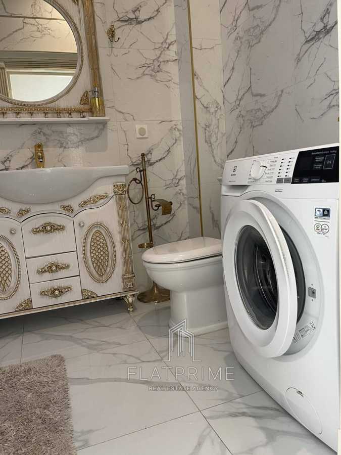 Аренда 1-комнатной квартиры 56 м², Евгения Коновальца ул., 34А