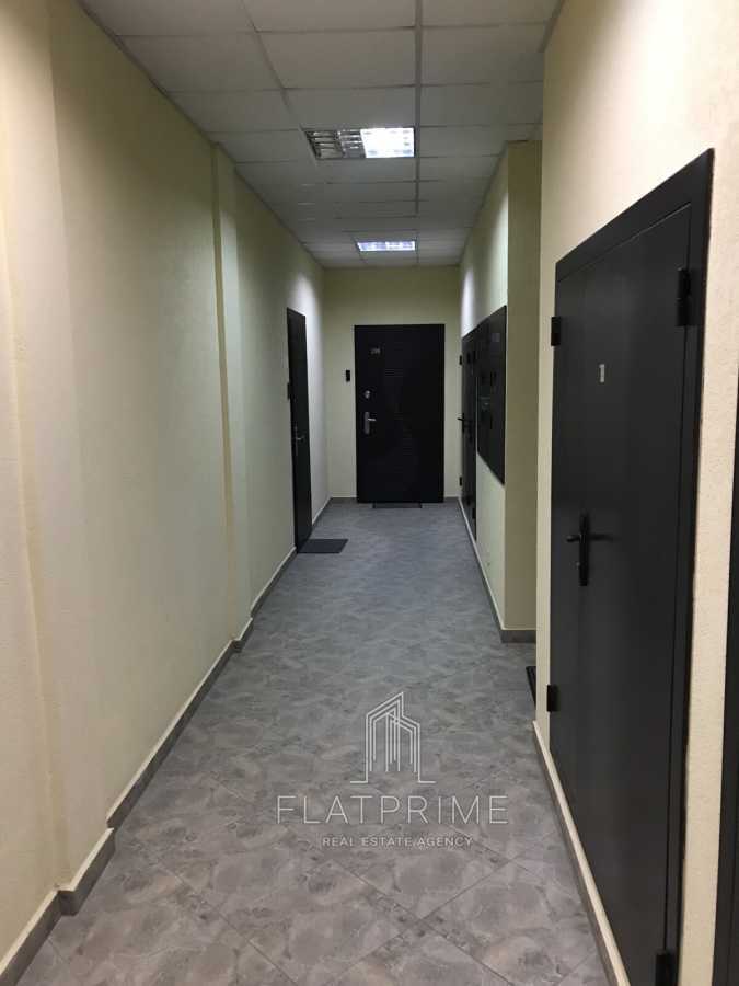 Аренда 1-комнатной квартиры 56 м², Евгения Коновальца ул., 34А