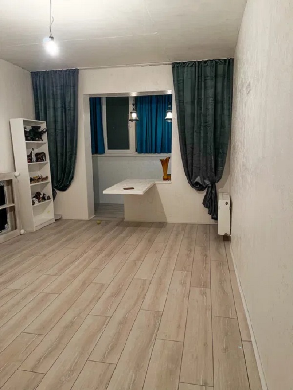 Продажа 2-комнатной квартиры 73 м², Массив Радужный ул.