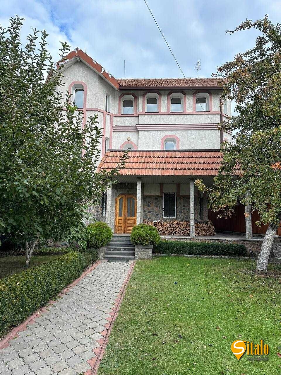 Аренда дома 400 м², Менделеева ул.