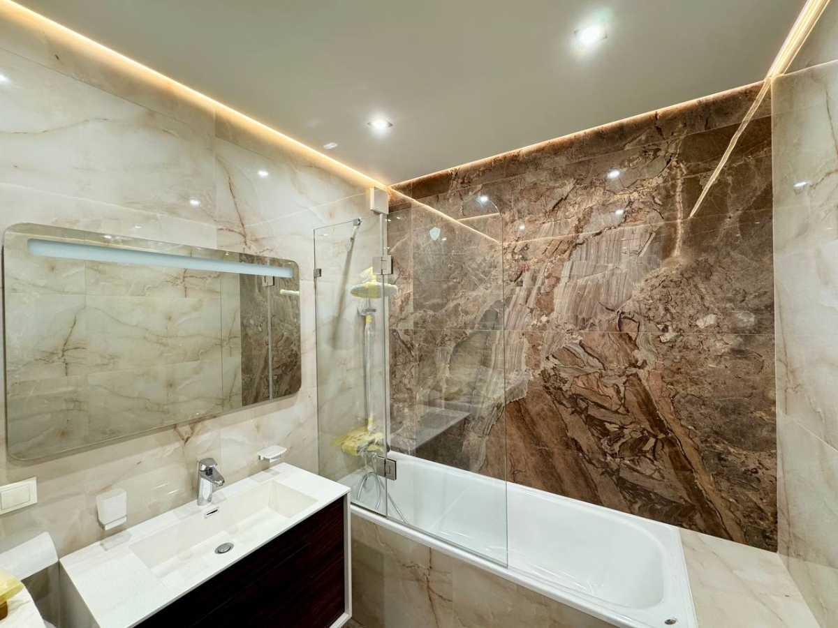 Продажа 2-комнатной квартиры 66 м², Михаила Максимовича ул., 9В