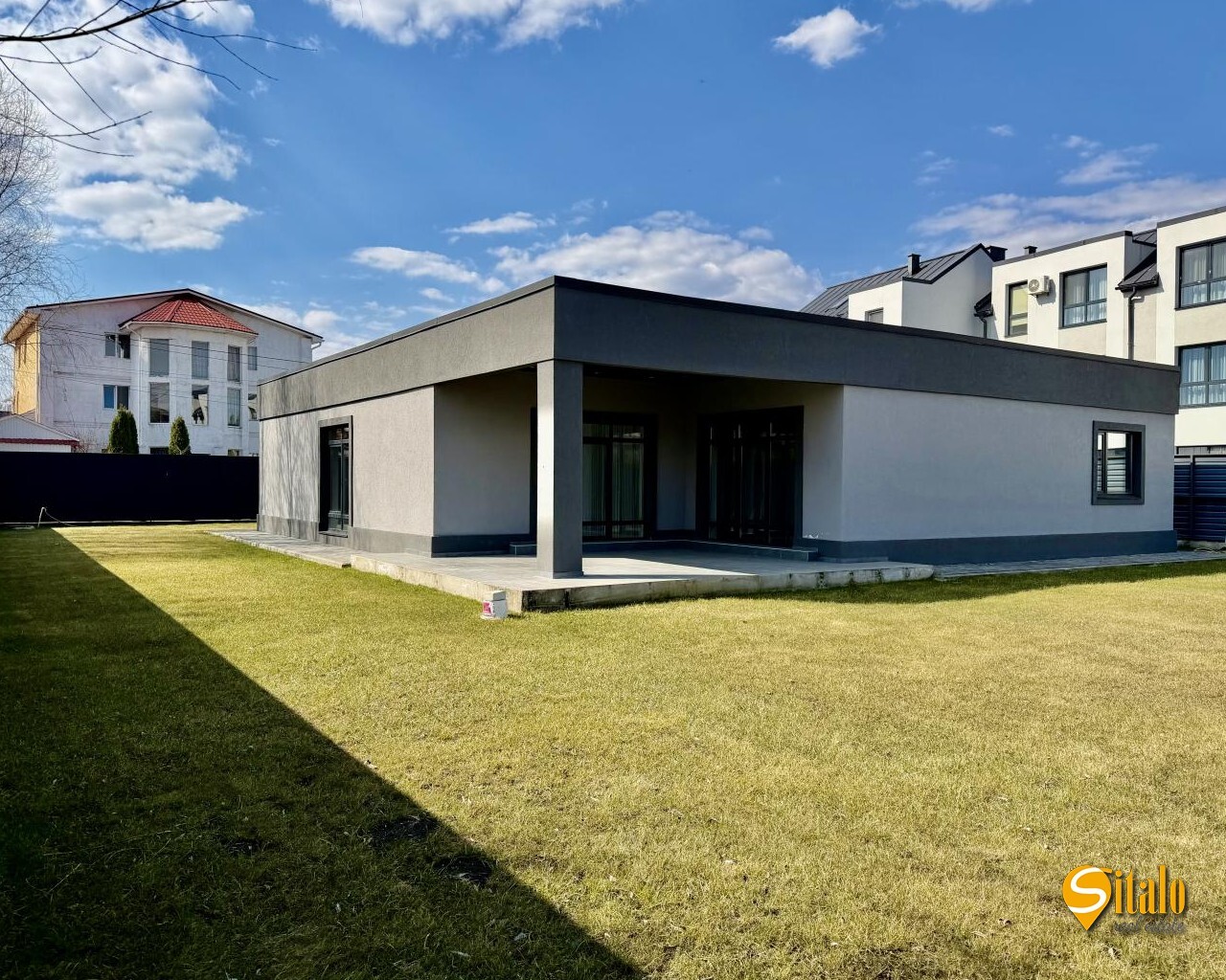 Продажа дома 195 м², 1-я Озерная ул.