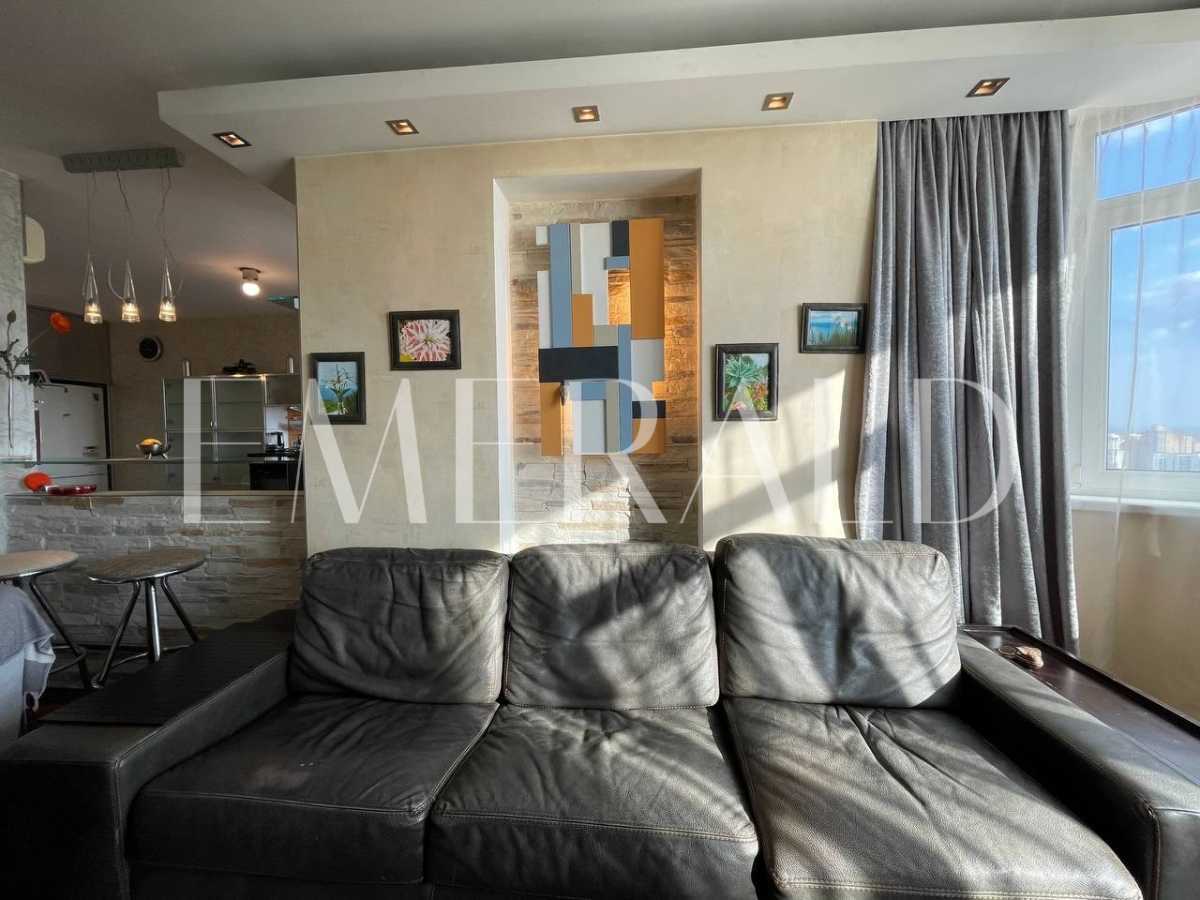 Оренда 3-кімнатної квартири 145 м², Анни Ахматової вул., 13