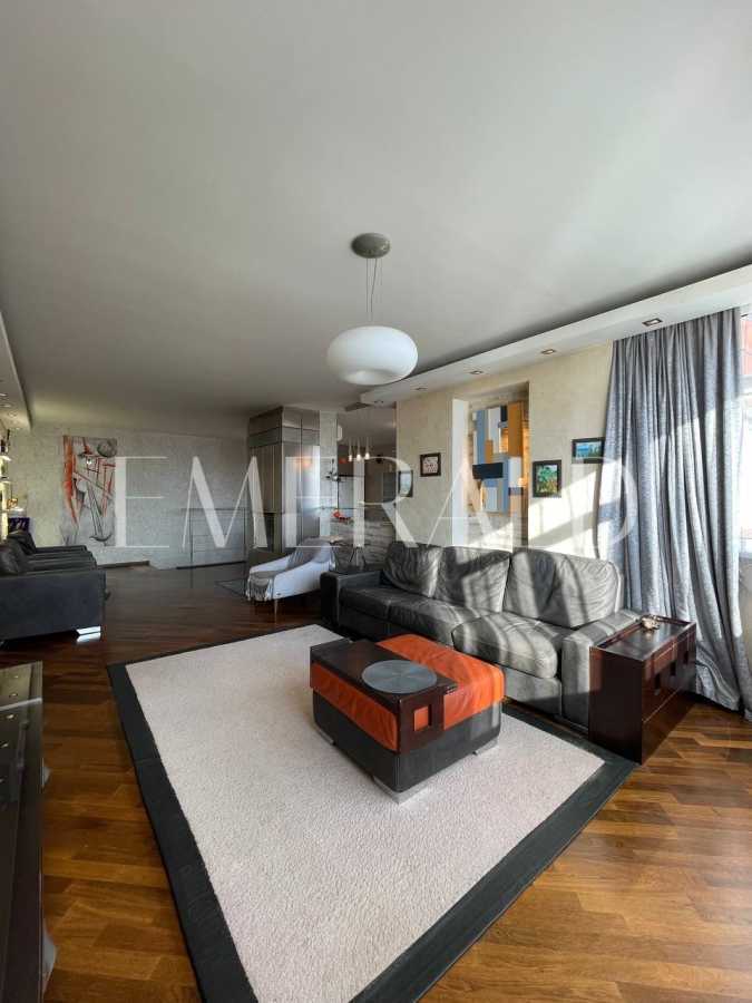 Оренда 3-кімнатної квартири 145 м², Анни Ахматової вул., 13