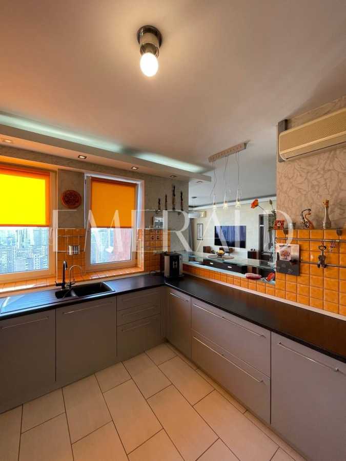 Оренда 3-кімнатної квартири 145 м², Анни Ахматової вул., 13