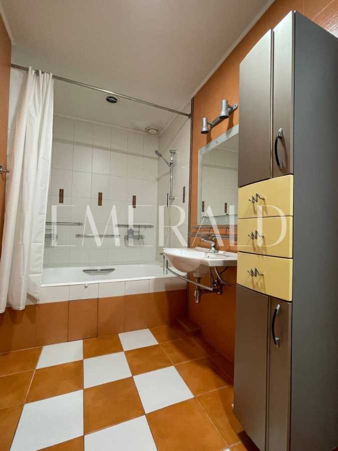 Оренда 3-кімнатної квартири 145 м², Анни Ахматової вул., 13