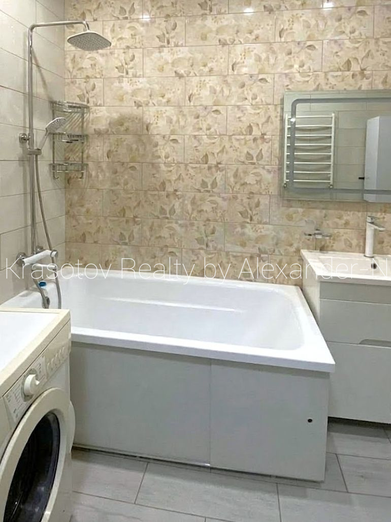 Продажа 3-комнатной квартиры 93 м², Люстдорфская дор., 55/3