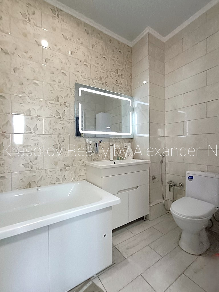 Продажа 3-комнатной квартиры 93 м², Люстдорфская дор., 55/3