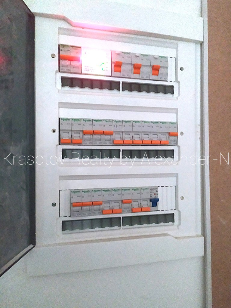 Продажа 3-комнатной квартиры 93 м², Люстдорфская дор., 55/3