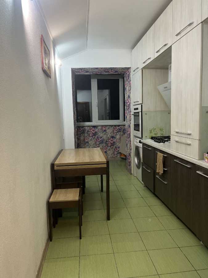 Продаж 3-кімнатної квартири 51.6 м², Матюшенка, 16б