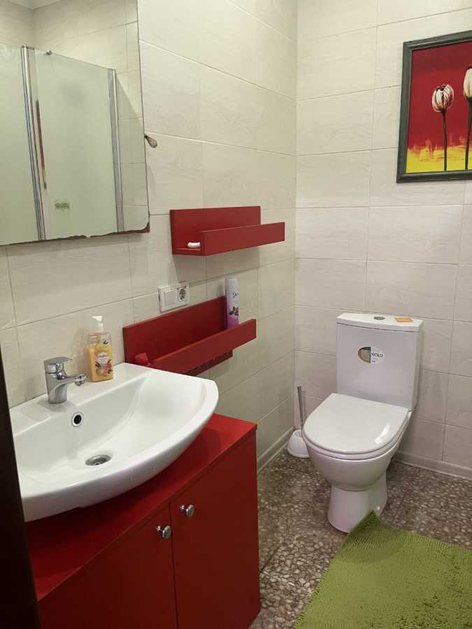 Продаж 3-кімнатної квартири 51.6 м², Матюшенка, 16б