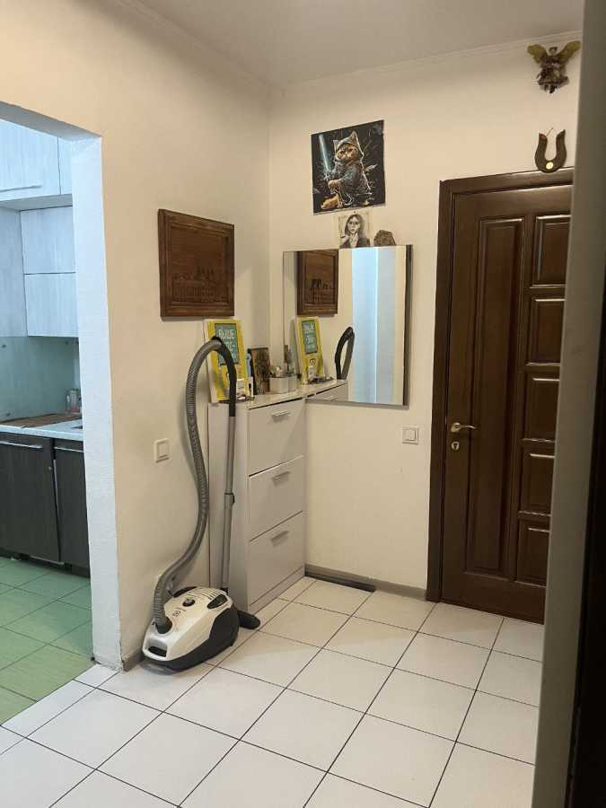 Продаж 3-кімнатної квартири 51.6 м², Матюшенка, 16б