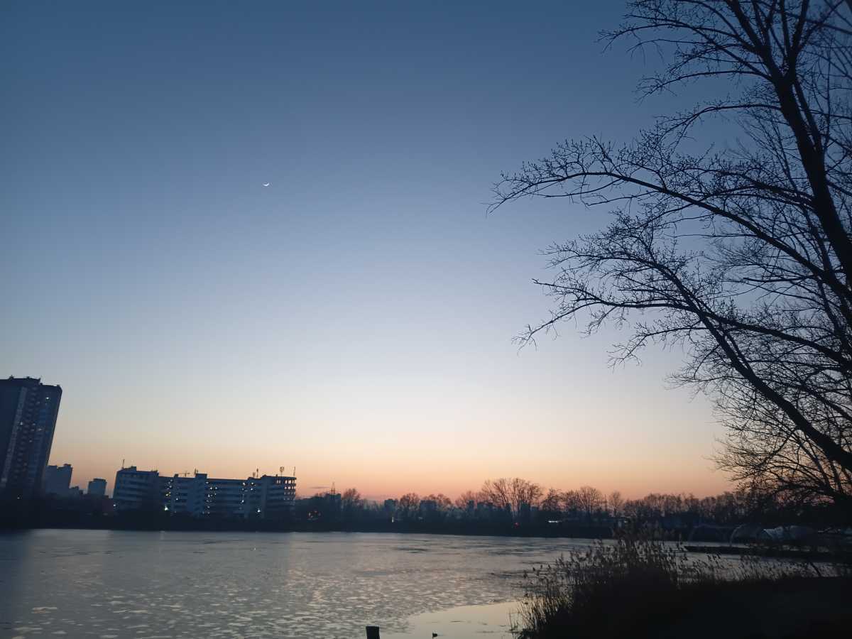 Оренда 1-кімнатної квартири 42 м², Ревуцького вул., 11А