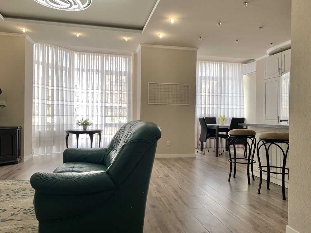 Оренда 3-кімнатної квартири 102 м², Михайла Донця вул., Ломоносова, 58