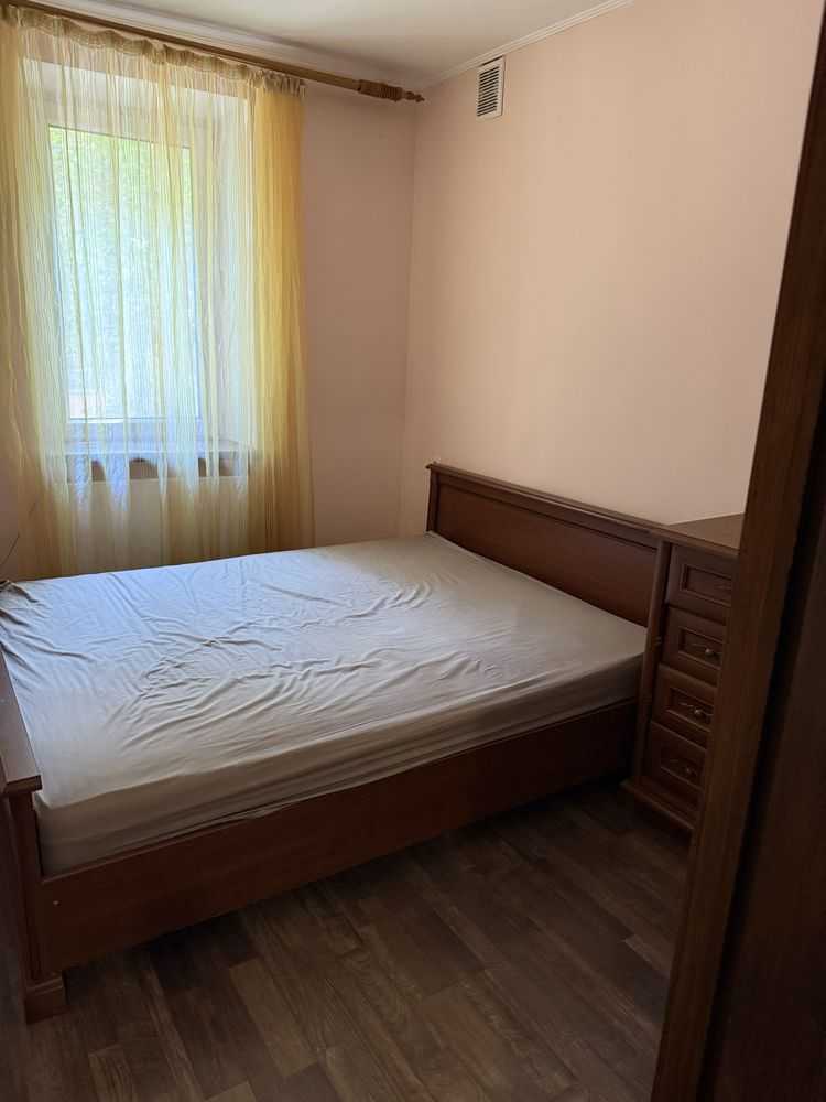 Продаж 2-кімнатної квартири 37 м², Басейна вул., пер, 5