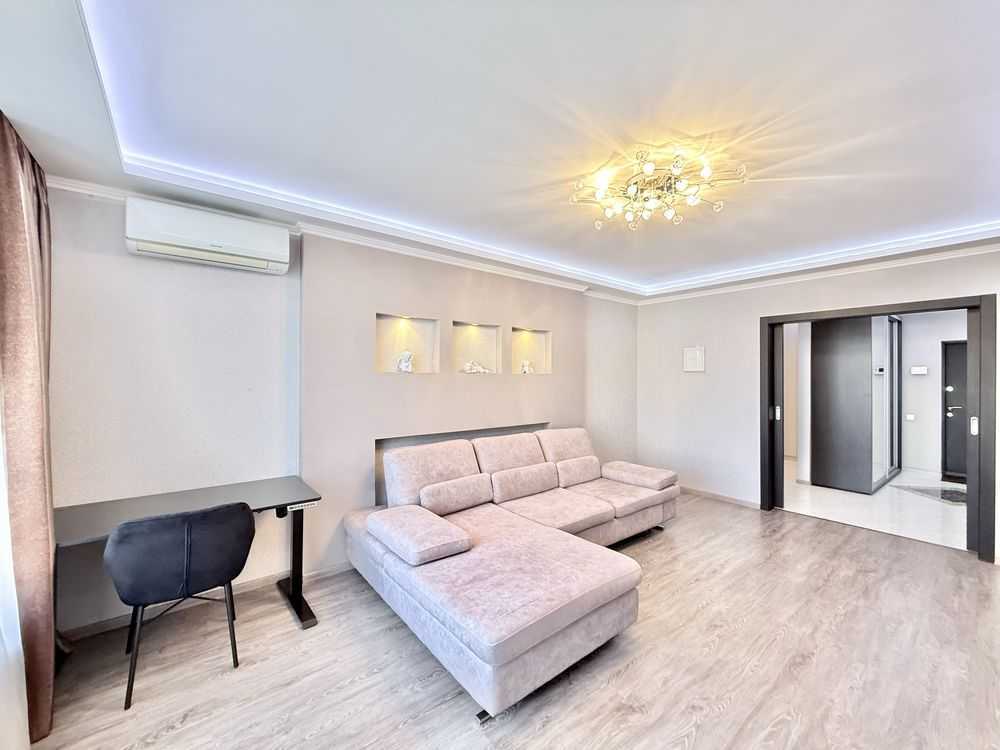 Продажа 2-комнатной квартиры 87.9 м², Валерия Лобановского просп., 4Г