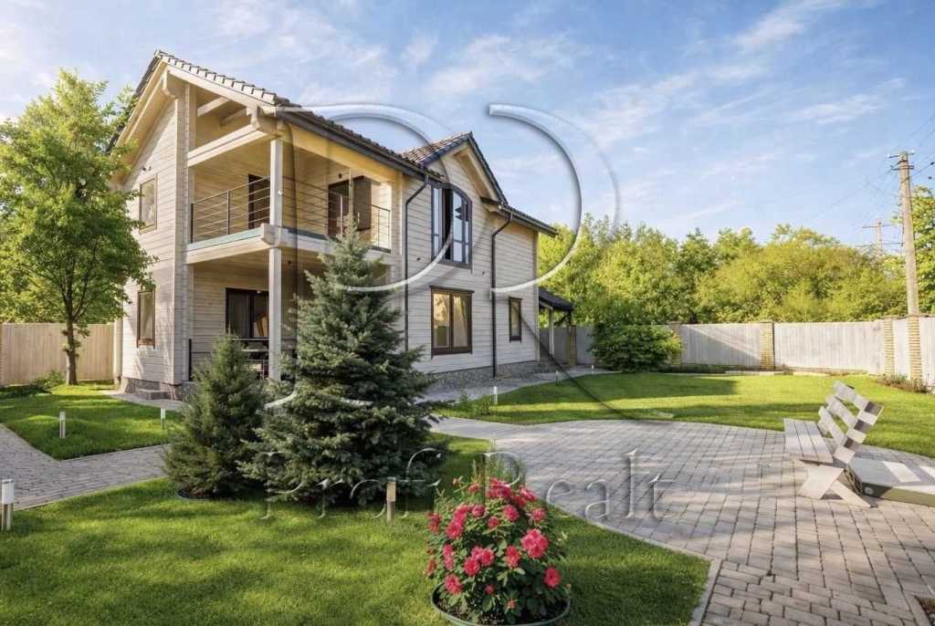 Продажа дома 200 м², Берковецкая ул.