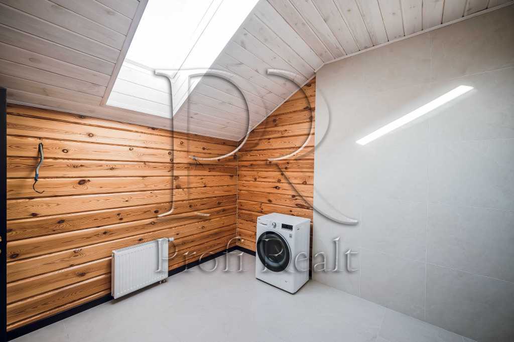 Продажа дома 200 м², Берковецкая ул.