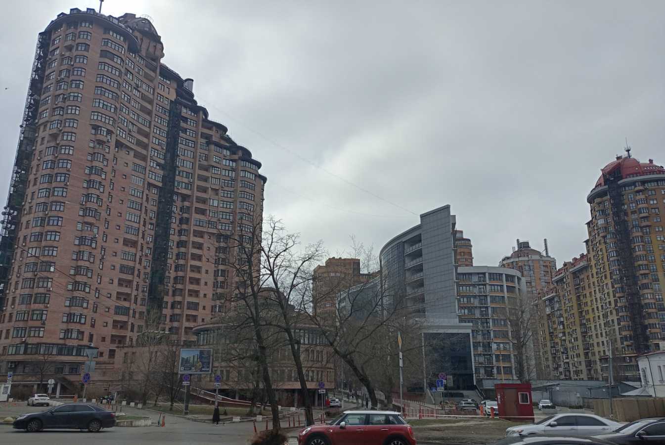 Продаж 3-кімнатної квартири 78 м², Євгена Коновальця вул., 37