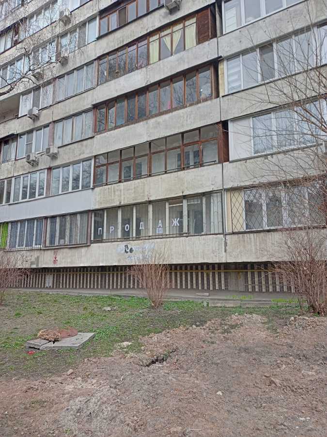 Продаж 3-кімнатної квартири 78 м², Євгена Коновальця вул., 37