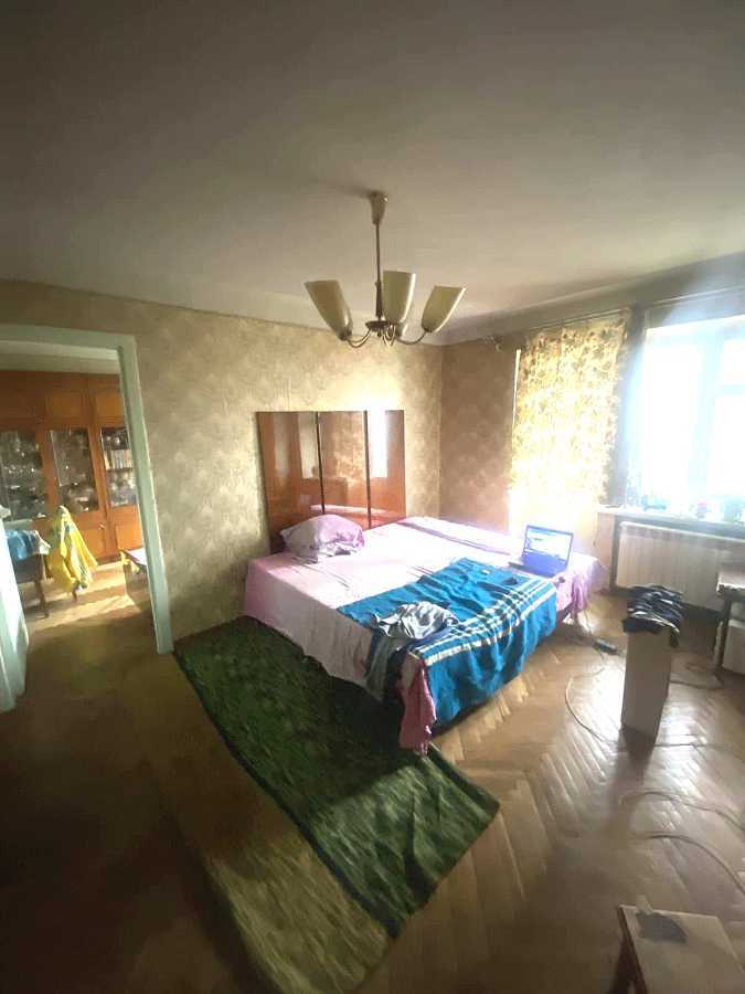 Продаж 2-кімнатної квартири 44.3 м², Дегтярівська вул., 58