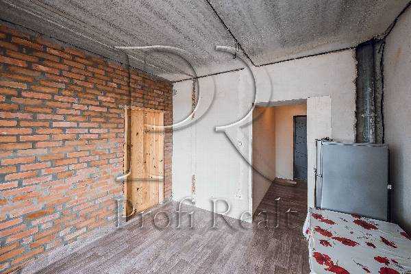 Продаж 1-кімнатної квартири 38 м², Покровська вул., 2/1