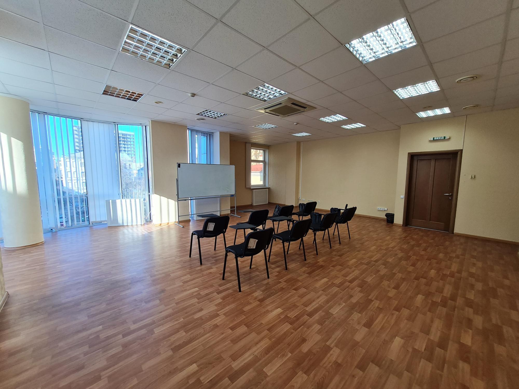 Аренда офиса 69.5 м², Крестовый пер., 2А