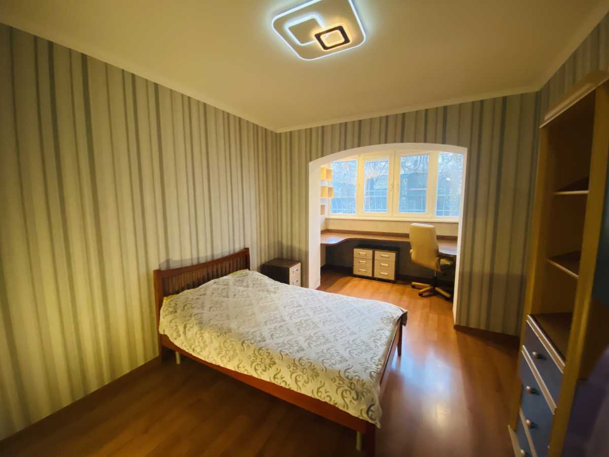 Продажа 3-комнатной квартиры 104 м², Бориса Гмыри ул., 9