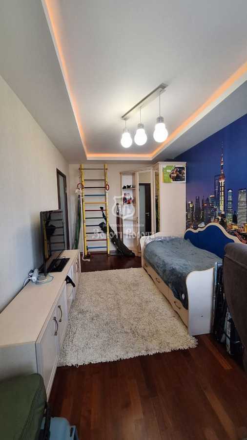 Продаж 3-кімнатної квартири 126.3 м², Незалежності бул., 17