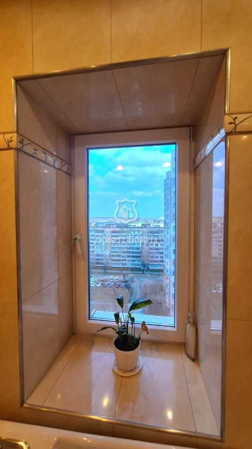 Продаж 3-кімнатної квартири 126.3 м², Незалежності бул., 17