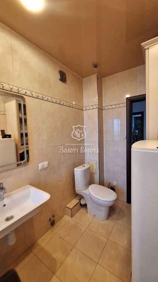 Продаж 3-кімнатної квартири 126.3 м², Незалежності бул., 17