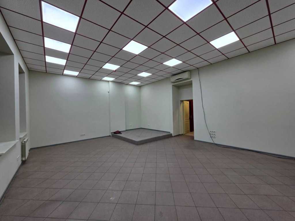 Аренда магазина 70 м², Михайловская ул., 19