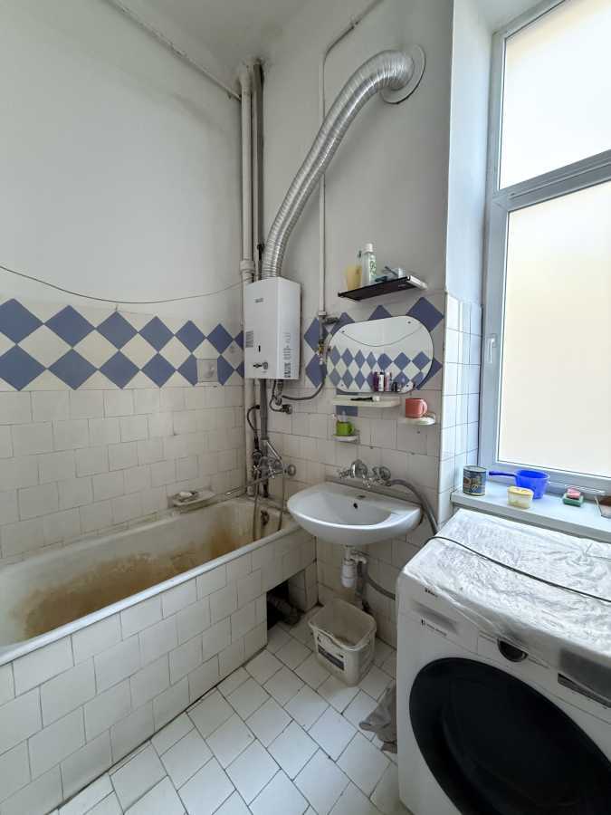 Продажа 4-комнатной квартиры 101.7 м², Костя Левицкого ул.