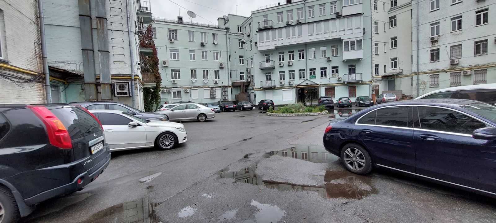 Продажа офиса 35 м², Михаила Грушевского ул., 28/2