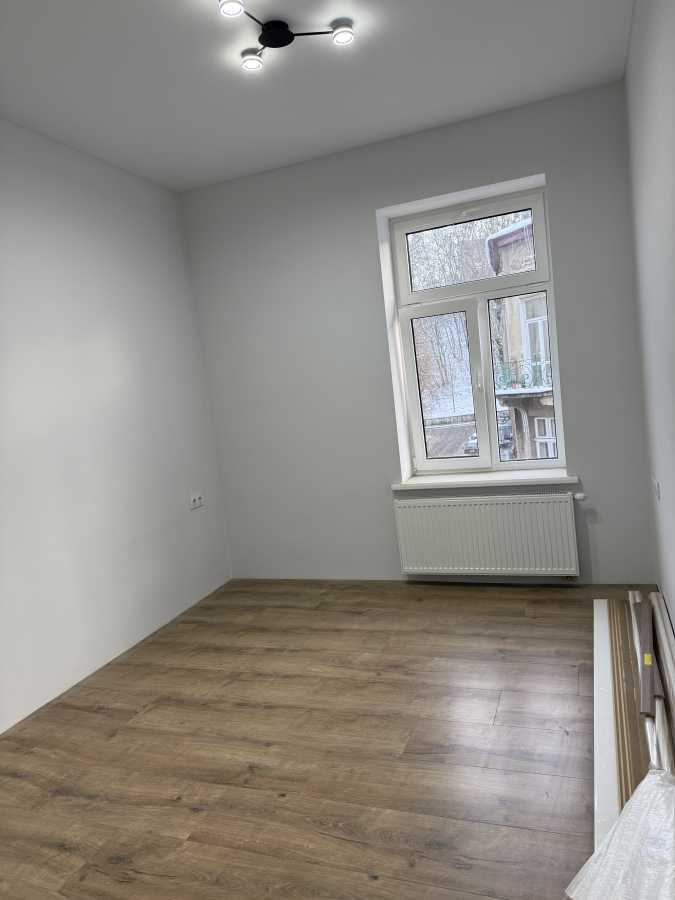 Продажа 1-комнатной квартиры 30.4 м², Дмитрия Витовского ул.