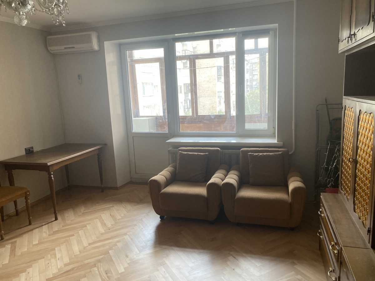 Продажа 2-комнатной квартиры 61 м², Леси Украинки бул., 28А