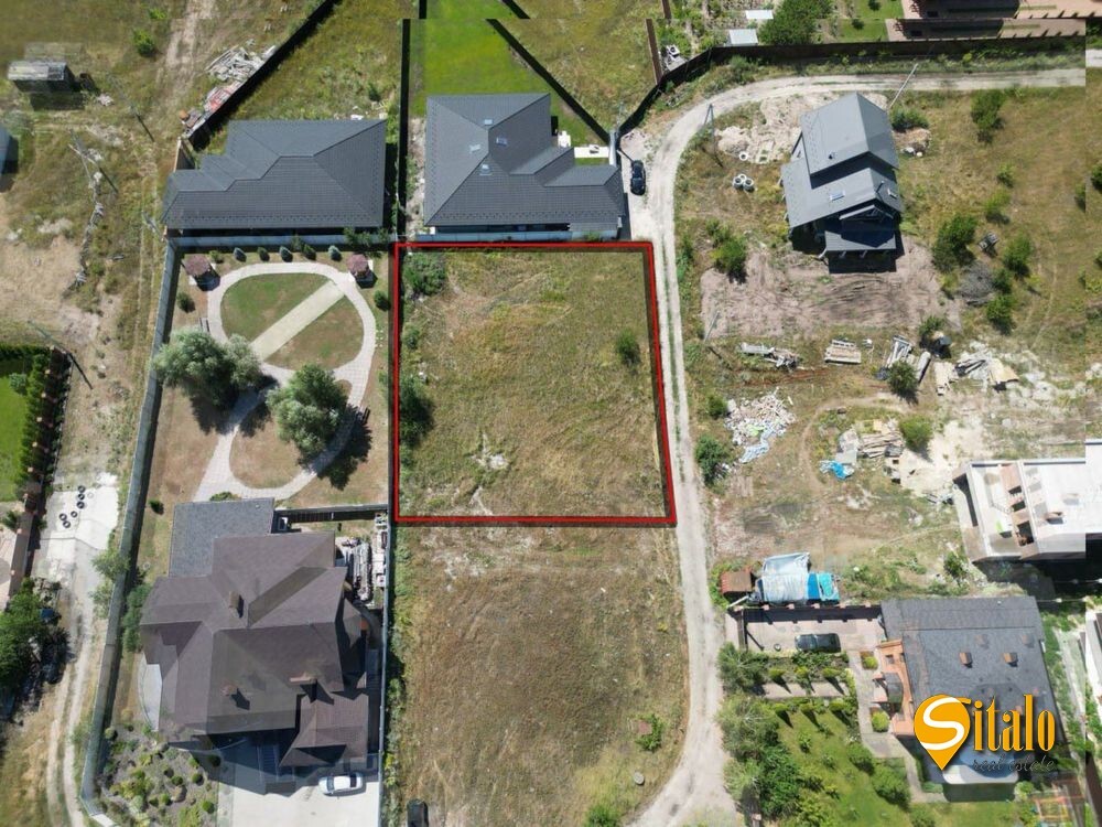 Продаж ділянки під індивідуальне житлове будівництво 10 соток