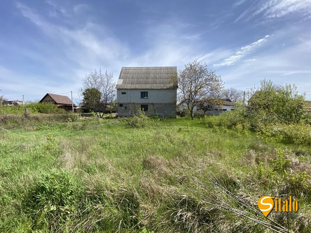 Продаж ділянки під індивідуальне житлове будівництво 16 соток