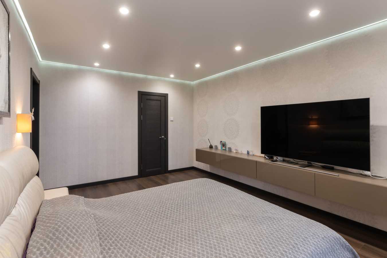 Продажа 2-комнатной квартиры 76 м², Науки просп., 55А