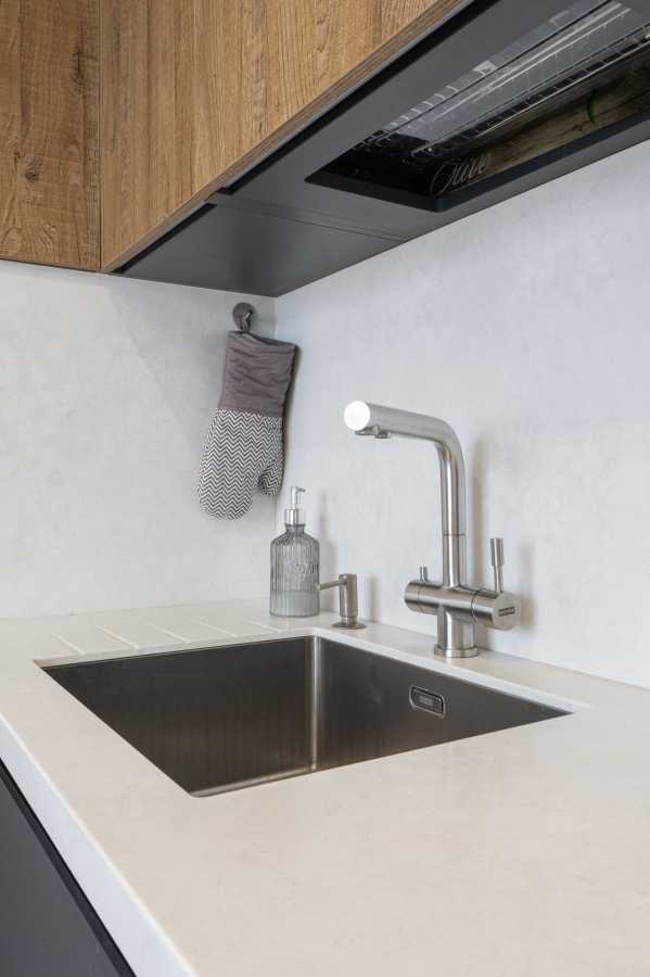 Продажа 2-комнатной квартиры 76 м², Науки просп., 55А