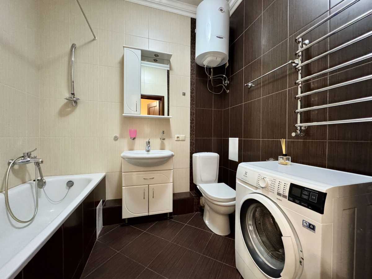 Продажа 1-комнатной квартиры 51 м², Науки просп., 30