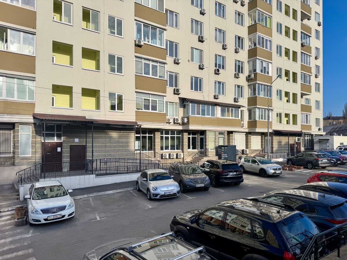 Продажа 1-комнатной квартиры 51 м², Науки просп., 30