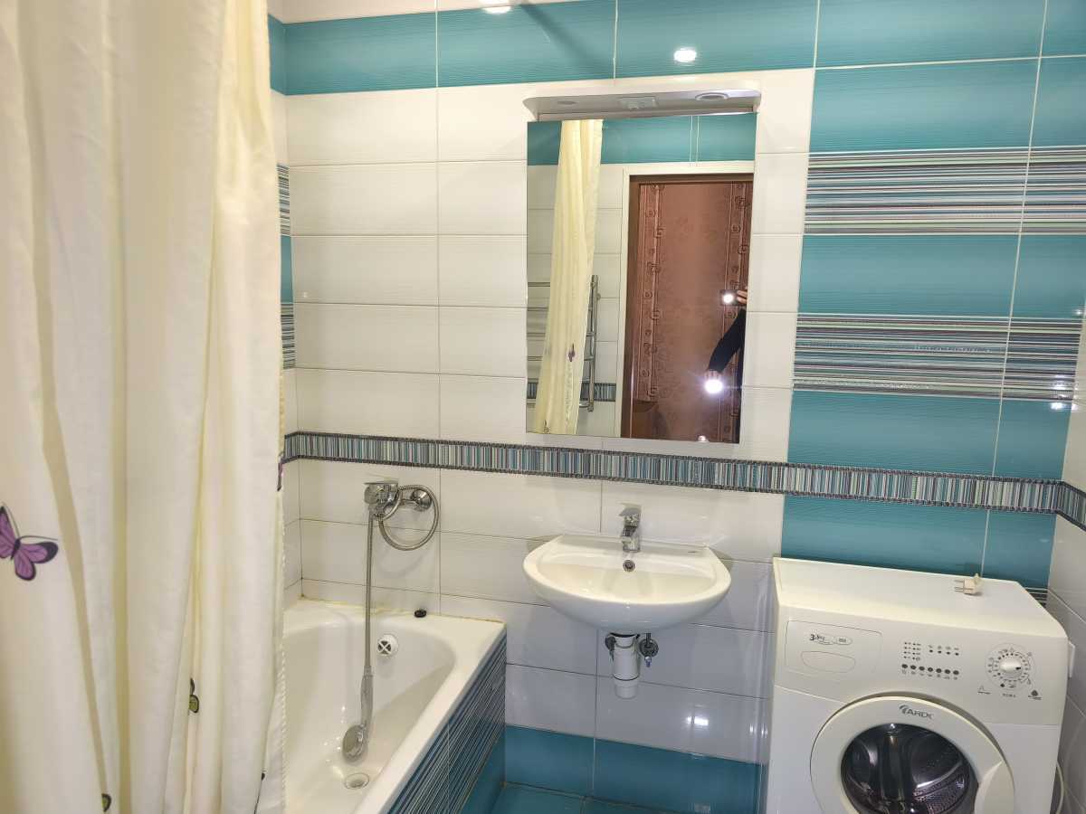 Продажа 2-комнатной квартиры 76.8 м², Науки просп., 55А