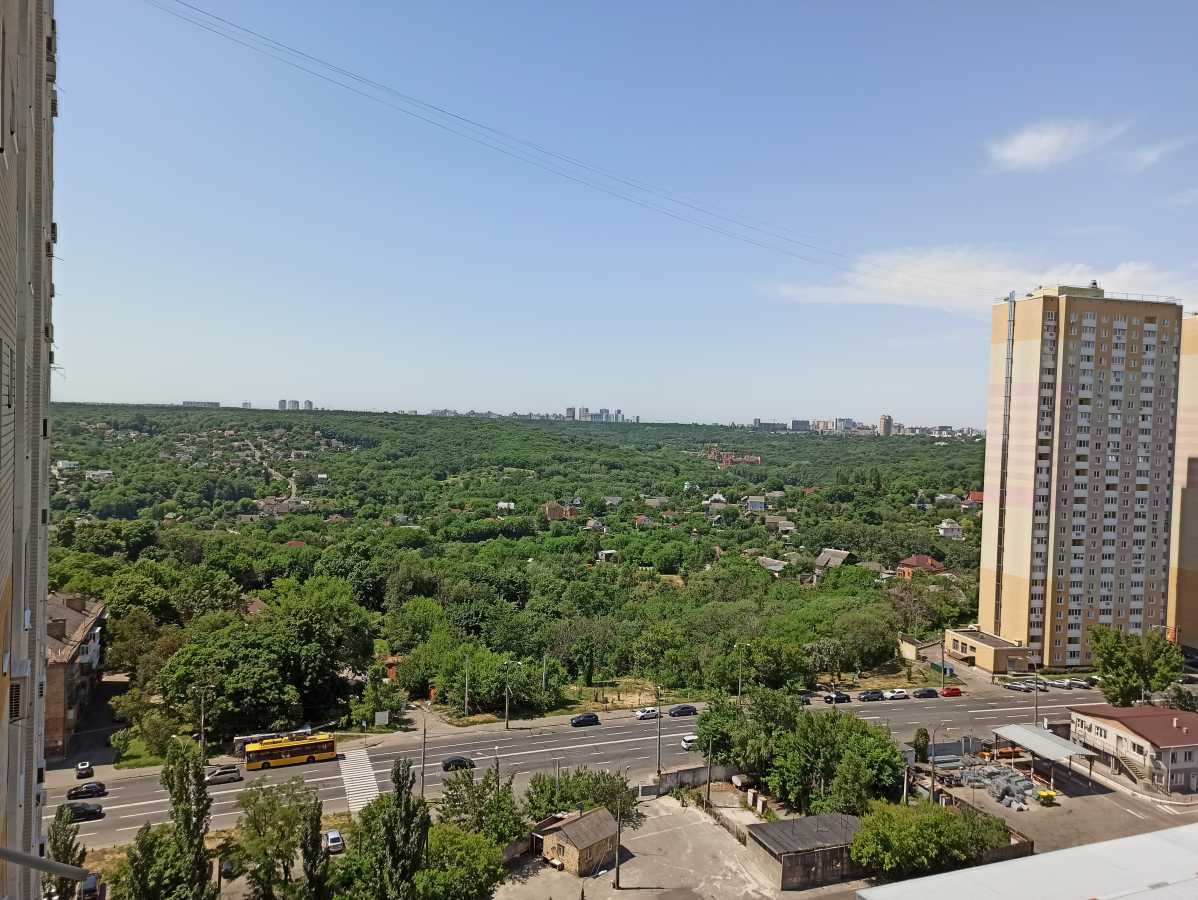 Продажа 2-комнатной квартиры 76.8 м², Науки просп., 55А